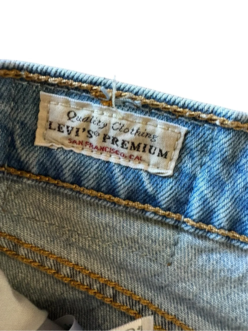 Levi’s Ribcage Bell Wide Leg Jeans Light Wash Distressed 33 - Picture 4 of 7